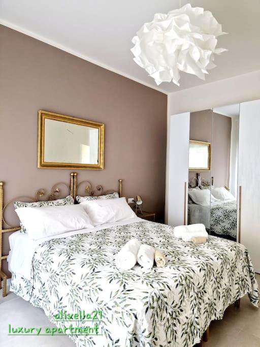 Olivella21 Luxury Apartment Montesanto Napoli Ngoại thất bức ảnh
