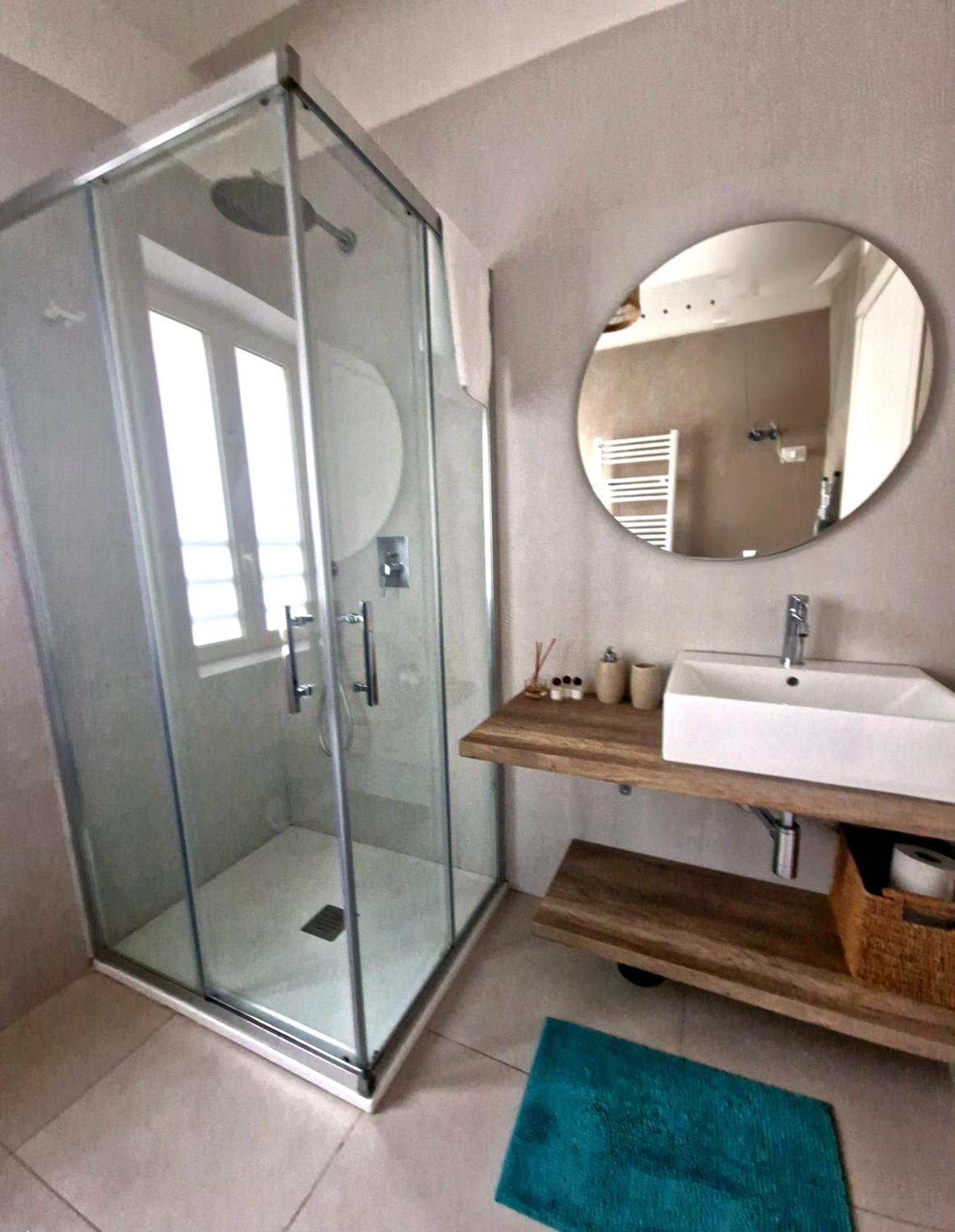 Olivella21 Luxury Apartment Montesanto Napoli Ngoại thất bức ảnh